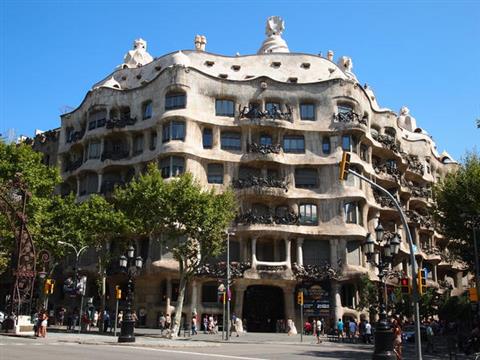 ミラ邸／バルセロナ